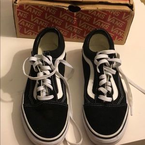 VANS size 5 Black & White new